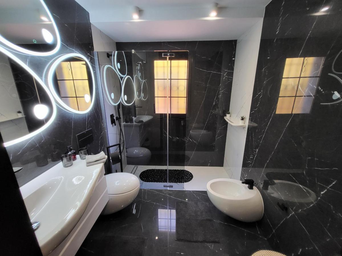 Sea View Luxury Apartment - Playa Del Duque Costa Adeje  Exterior photo